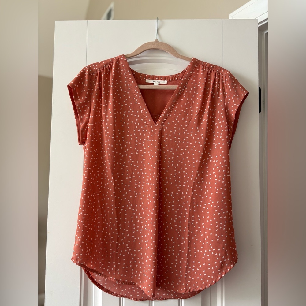 fun 2 fun- Women's Coral Polka Dot V-Neck Top